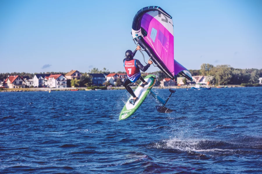 Kurs-na-instruktora-wingfoila-PSWing-szkoła-wingfoila-FunSurf-w-Chałupach-na-Helu-_42_