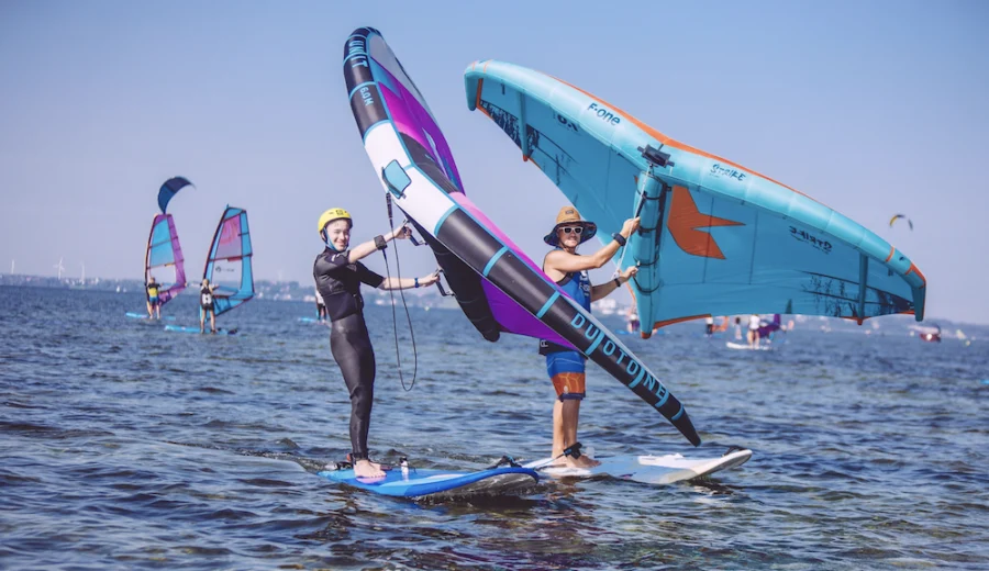 Wing-Foil-szkoła-wingfoila-FunSurf-w-Chałupach-na-Helu-lekcje_-kursy_-wypożyczalnia-wingfoila-_173_