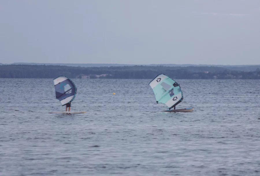 Kursy-i-lekcje-na-wingfoilu-Szkoła-wing-foila-FunSurf-w-Chałupach-na-Helu-_37_
