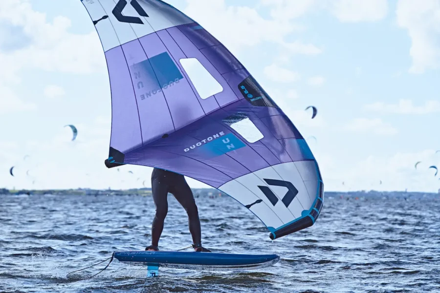 Wing-Foil-FunSurf-szkoła-wingfoila-w-Chałupach-na-Helu-kursy_-lekcje-obozy-na-wingfoilu-_125_