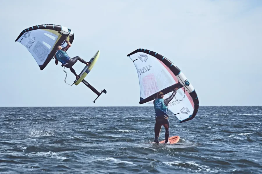 Wing-Foil-FunSurf-szkoła-wingfoila-w-Chałupach-na-Helu-kursy_-lekcje-obozy-na-wingfoilu-_15_