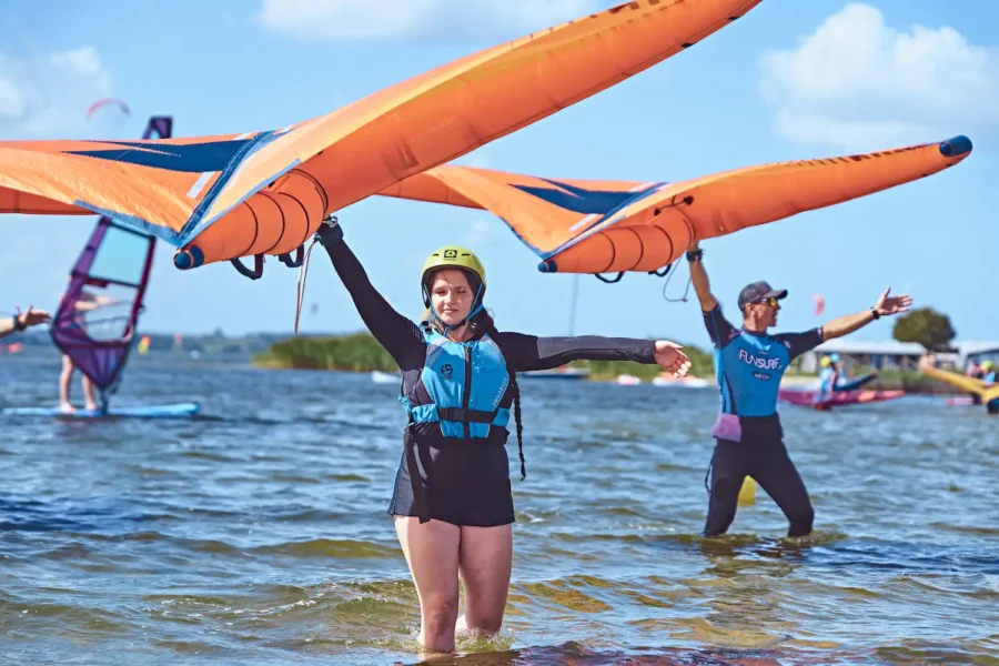 Wing-Foil-student-camp-w-Chałupach-na-Helu-szkoła-wingfoila-FunSurf-_34_