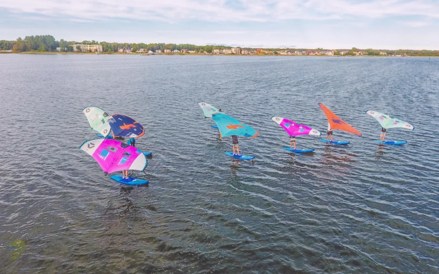 Wing-Foil-szkoła-wingfoila-FunSurf-w-Chałupach-na-Helu-lekcje_-kursy_-wypożyczalnia-wingfoila-_88_
