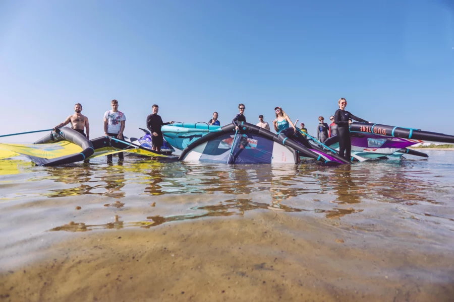 Tygodniowe kursy grupowe Wing Foil - Szkoła wing foila FunSurf