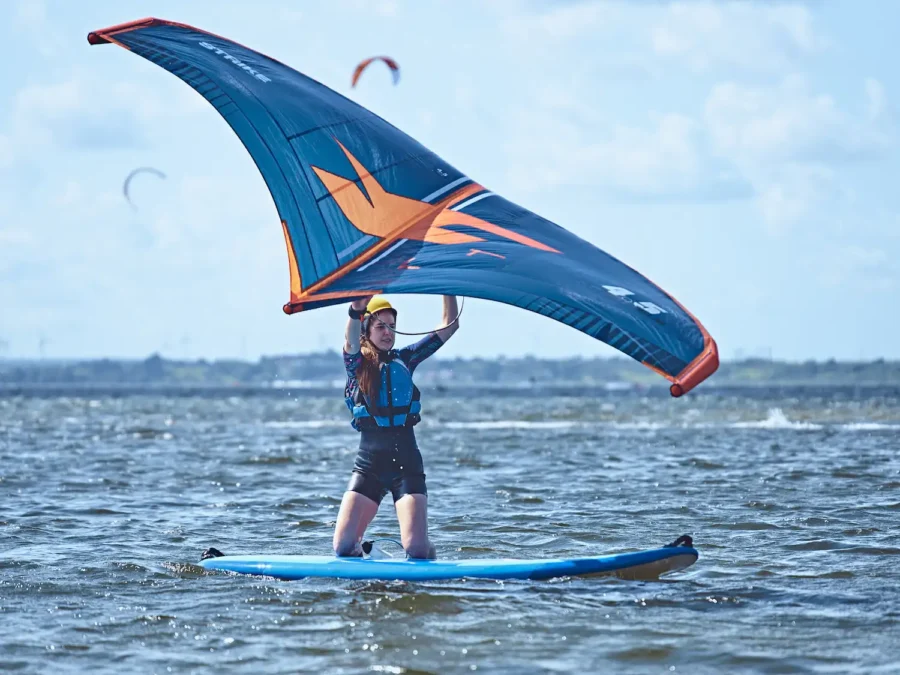 Wing-Foil-student-camp-w-Chałupach-na-Helu-szkoła-wingfoila-FunSurf-_100_