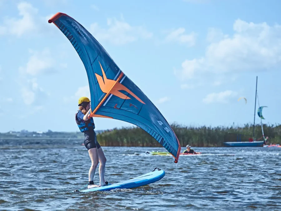Wing-Foil-student-camp-w-Chałupach-na-Helu-szkoła-wingfoila-FunSurf-_103_
