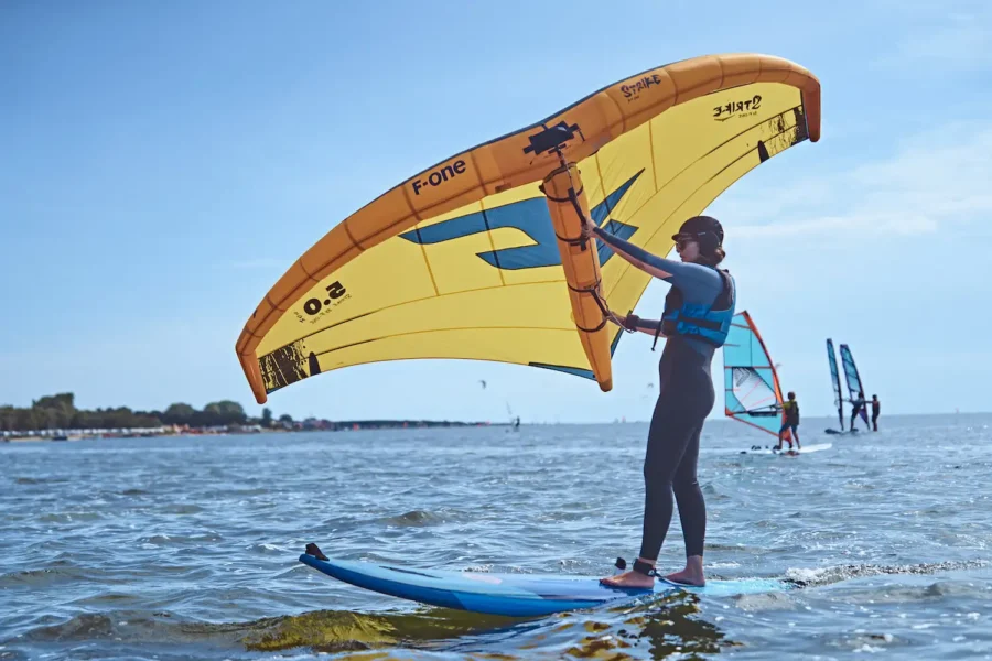 Wing-Foil-student-camp-w-Chałupach-na-Helu-szkoła-wingfoila-FunSurf-_116_