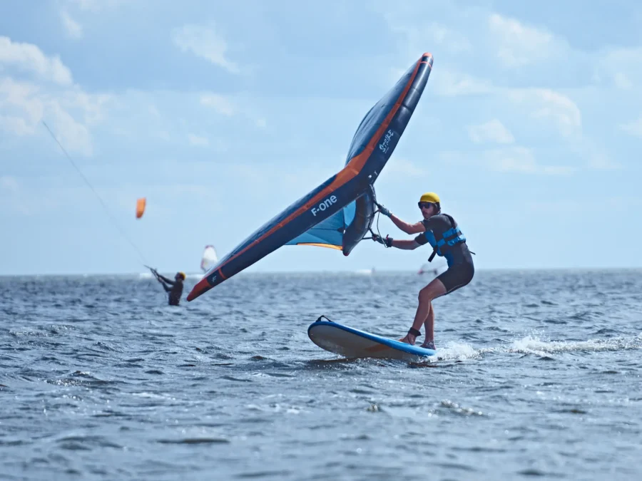Wing-Foil-student-camp-w-Chałupach-na-Helu-szkoła-wingfoila-FunSurf-_65_